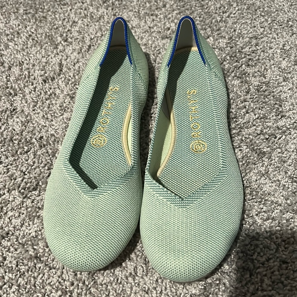 Mint Rothy’s Flats